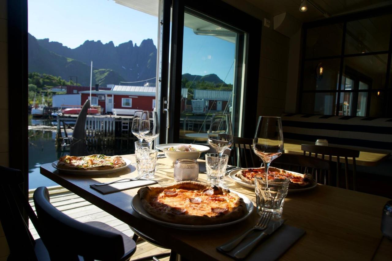 Solsiden Brygge Rorbuer Hotel Ballstad Kültér fotó