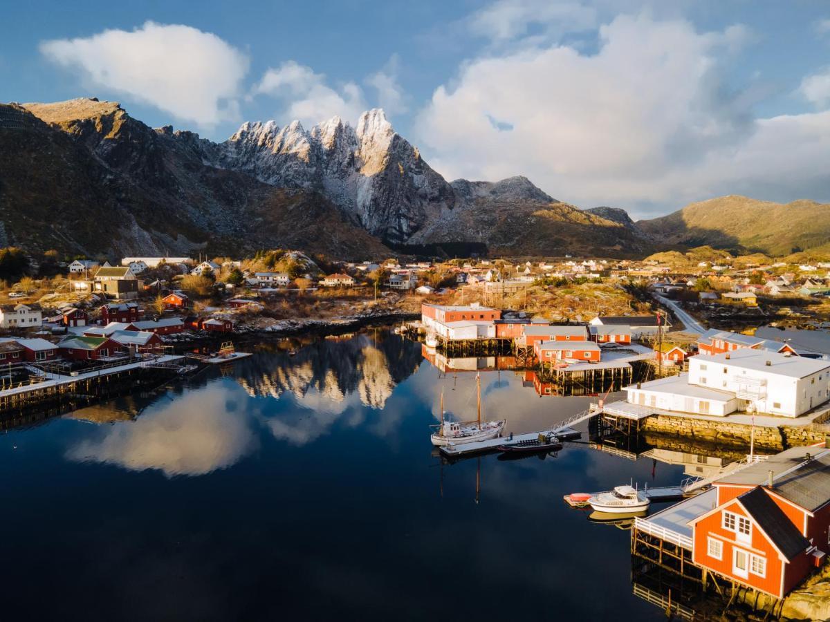 Solsiden Brygge Rorbuer Hotel Ballstad Kültér fotó