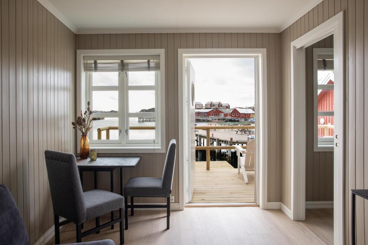 Solsiden Brygge Rorbuer Hotel Ballstad Kültér fotó