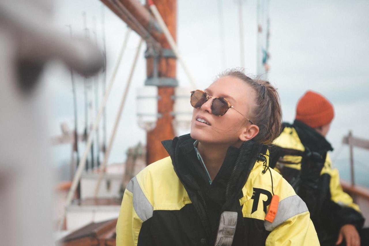 Solsiden Brygge Rorbuer Hotel Ballstad Kültér fotó