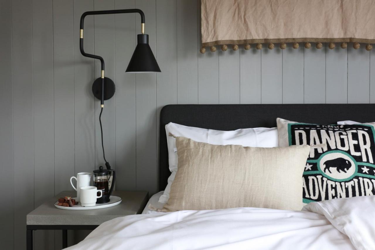 Solsiden Brygge Rorbuer Hotel Ballstad Kültér fotó